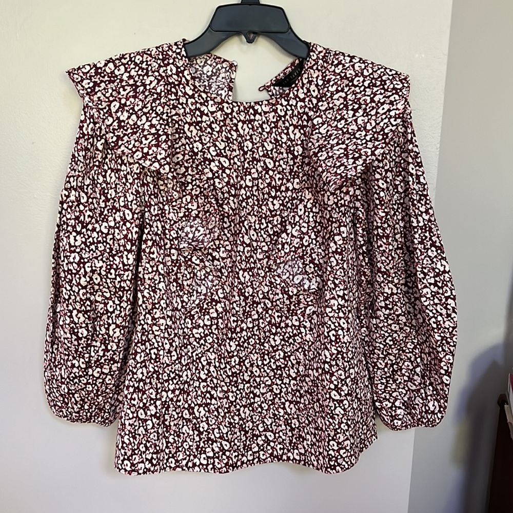 TED BAKER LONDON Ruffle-Trim Abstract Top - Picture 3 of 13